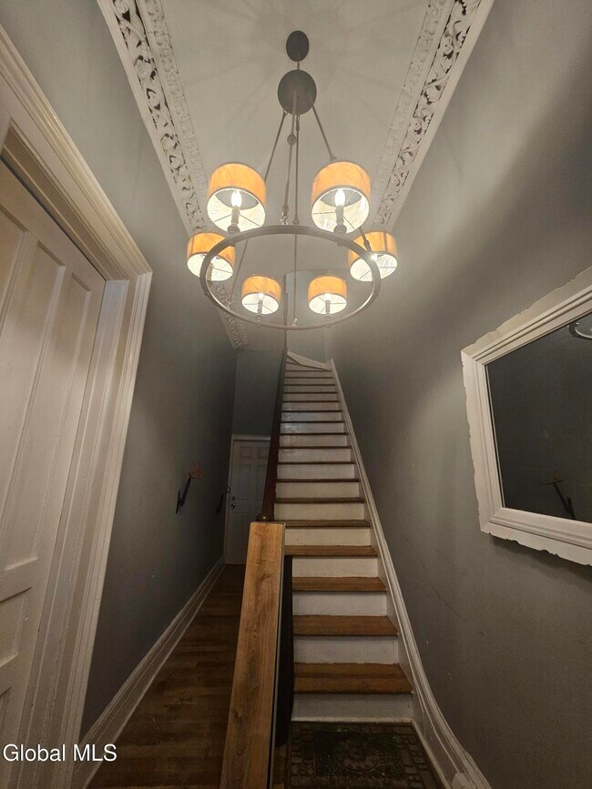 Foto del edificio - 32 1st St