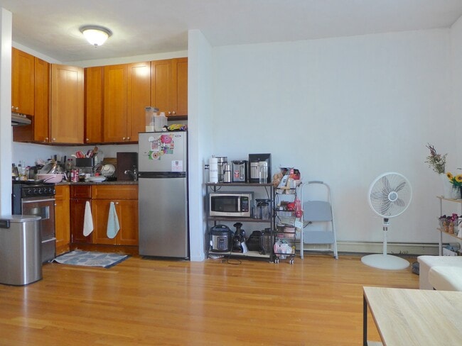 Building Photo - 22 S Huntington Ave