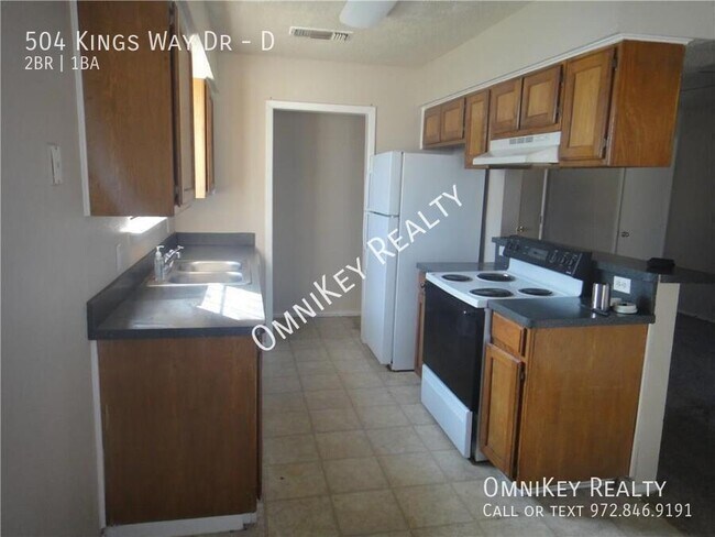 Foto del edificio - 504 Kings Way Dr