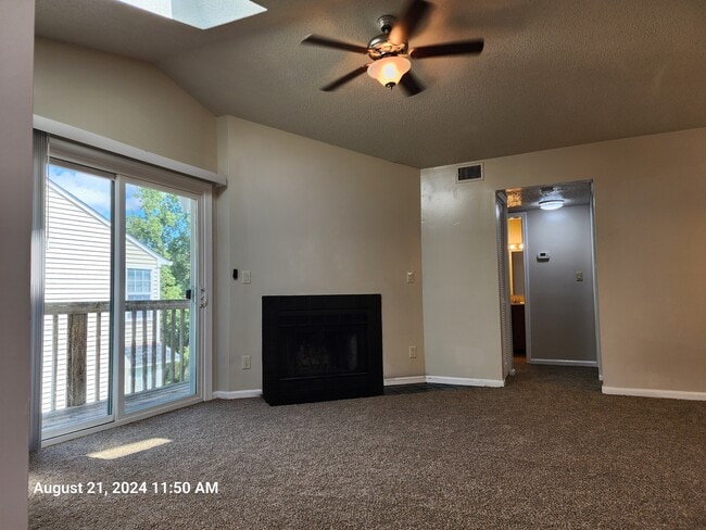 Building Photo - 1721 Rock Bridge Mews