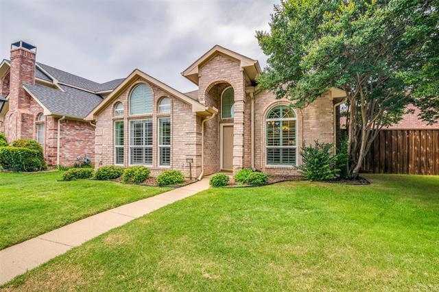 Primary Photo - 524 Raintree Cir