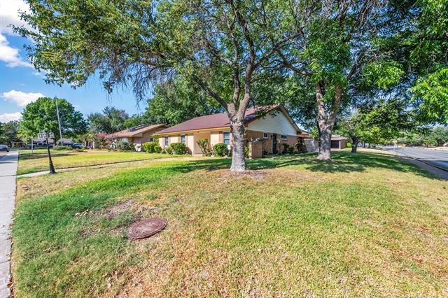 Foto del edificio - 1802 Santa Rosa Ct