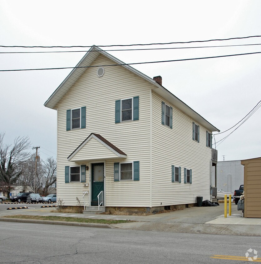 Foto del edificio - 173 Tenney Ave