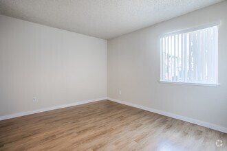 2BR,2BA-Madison - The Parc Apartments