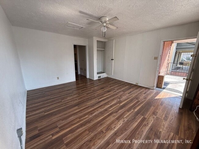 Building Photo - 1526 Yandell Dr