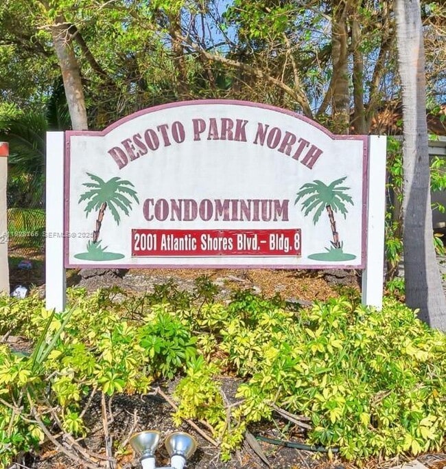 Foto del edificio - 1001 Three Islands Boulevard