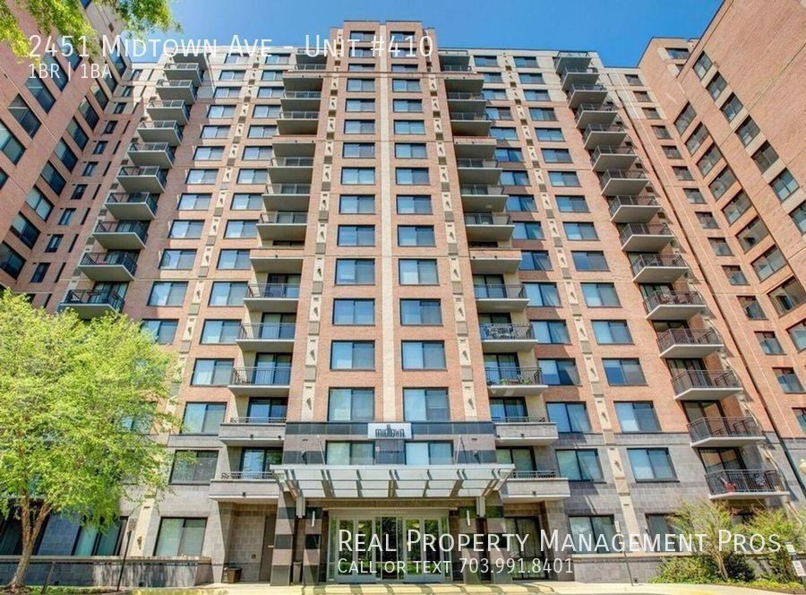 LUXURY CONDO WALK TO METRO/ 2 GARAGE PARKI... Condo for Rent in