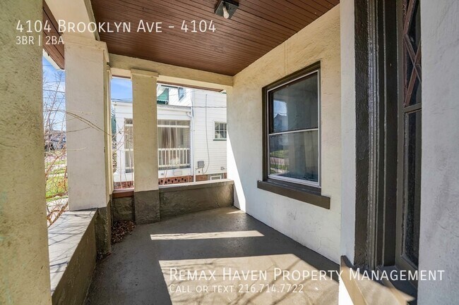 Building Photo - 4104 Brooklyn Ave, Cleveland- Spacious 3 b...