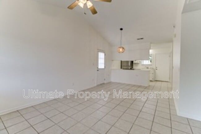 Building Photo - 3811 Doe Clearing Ct