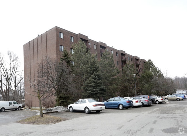 Building Photo - 19-21 Dalegrove Dr