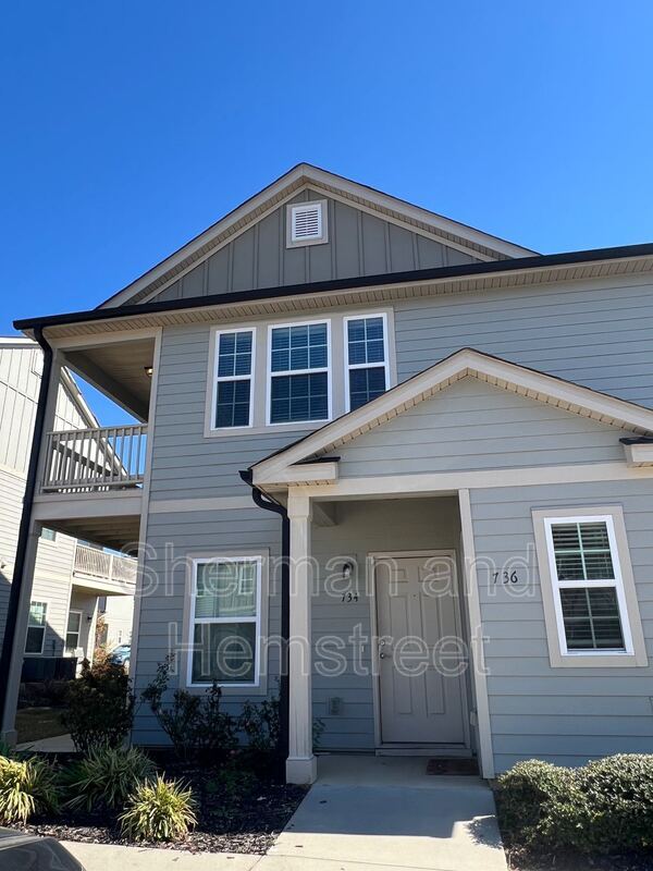 Foto principal - 736 Tarvin Cir