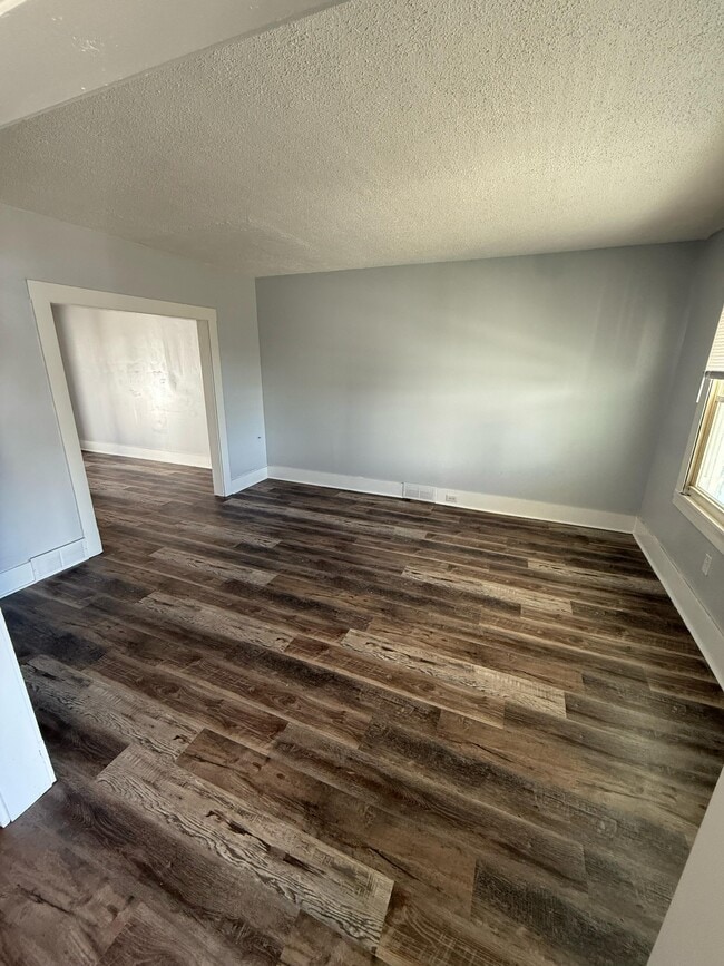 Building Photo - 1606 Woodmont Ave