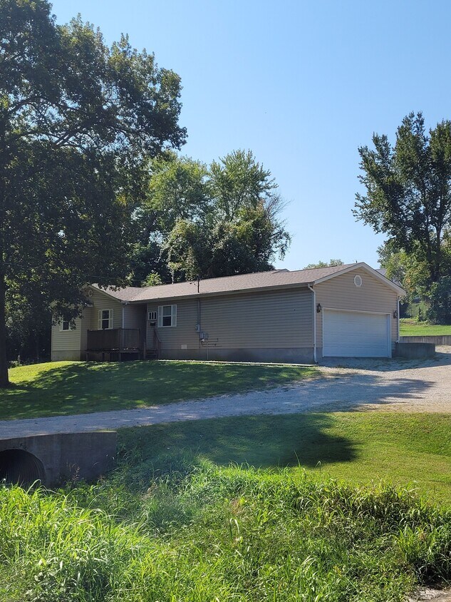 301 Low St, Park Hills, MO 63601 - House Rental in Park Hills, MO