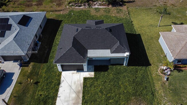 Building Photo - 3610 22nd St SW