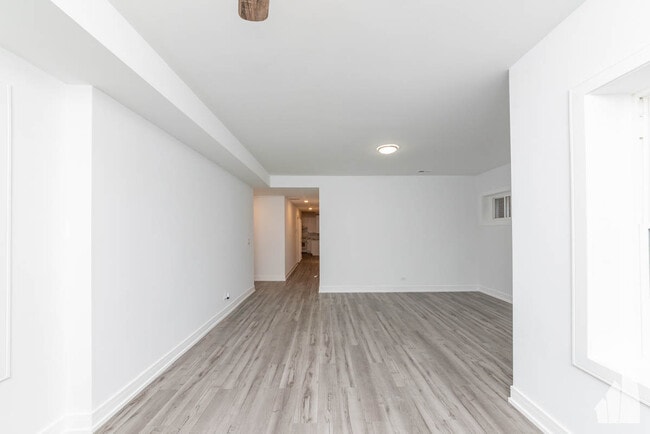Building Photo - 4616 N Monticello Ave