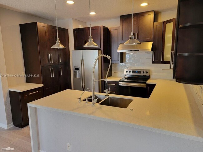 Foto del edificio - 3 br, 2 bath House - 291 Conservation Dr