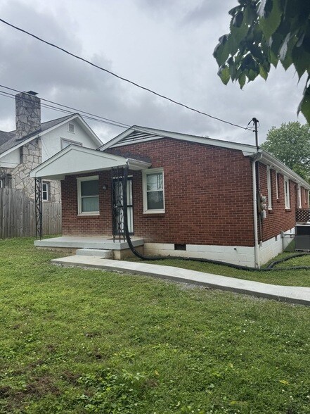 Foto principal - 1908b Riverside Dr