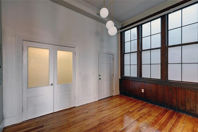 Building Photo - 204 Westminster St