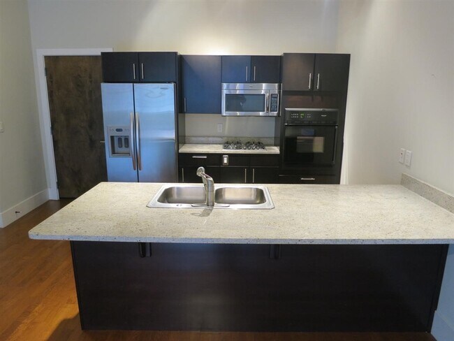 Foto del edificio - 154 W 2nd St