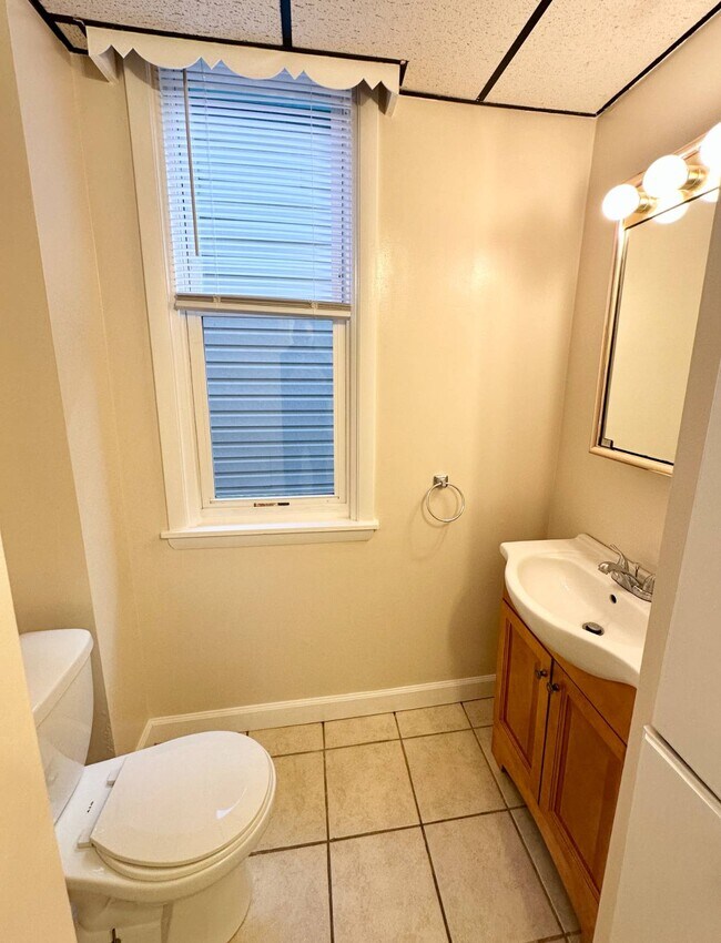 Foto del edificio - 1805 4th Ave