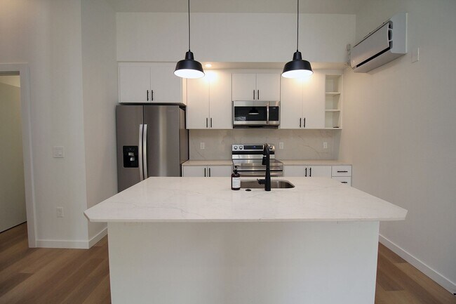 Foto del edificio - 2516 NE Flanders St