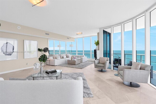 Foto del edificio - 100 South Pointe Dr