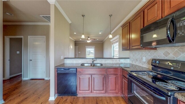 Building Photo - 6902 Appomattox Dr