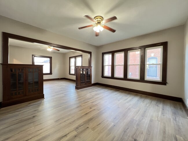 Foto del edificio - 2501 Central Ave