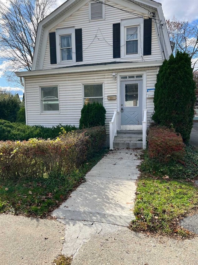 4305 Albany Post Rd, Hyde Park, NY 12538 Room for Rent in Hyde Park
