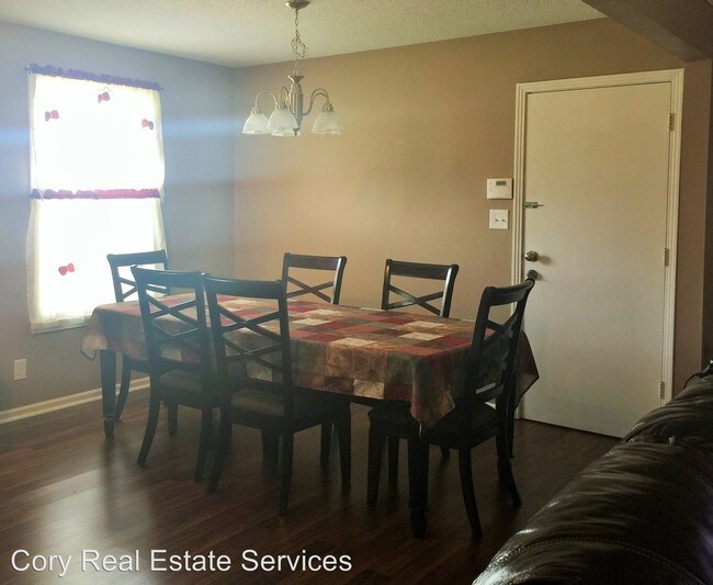 Building Photo - 4 br, 2.5 bath House - 813 Prescott Dr