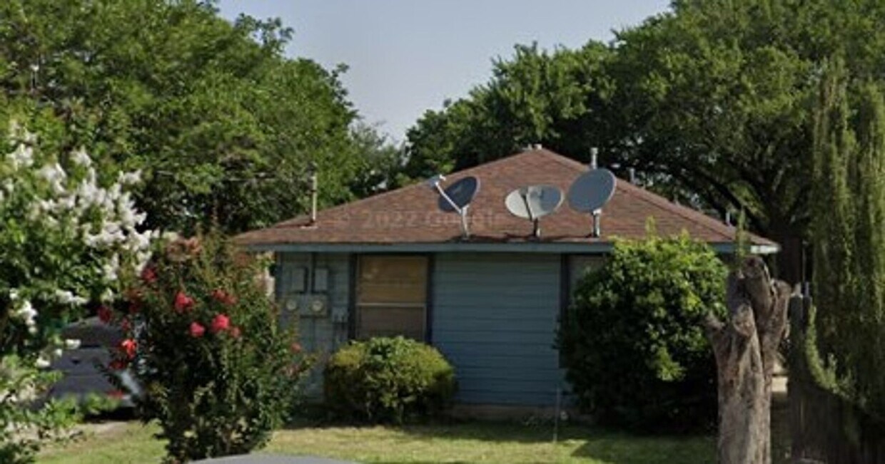 2526 Louise St, Denton, TX 76201 House Rental in Denton, TX