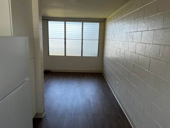Foto del edificio - Pearl Manor Apts/2BD/1BA/1PK