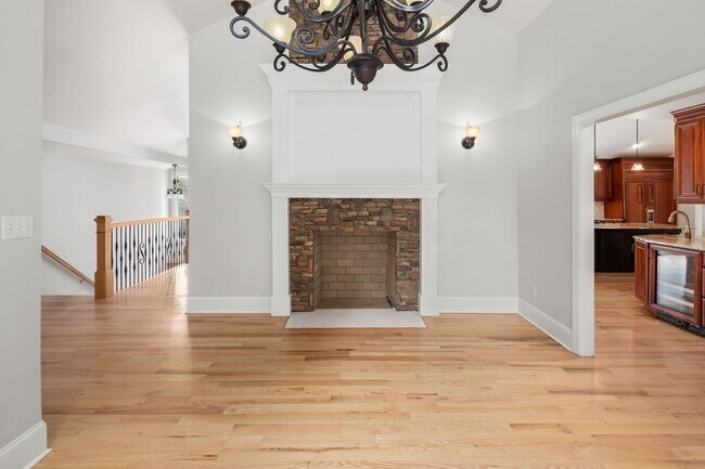 Foto del edificio - Spacious and Private Home in Biltmore Forest