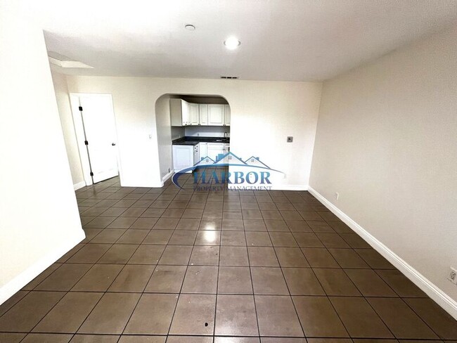 Photo - 1043-1043 W 253rd St Apartment