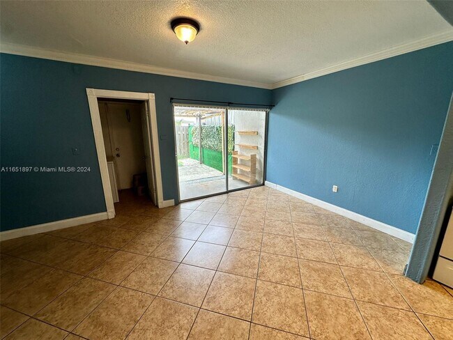 Building Photo - 14257 Memorial Hwy