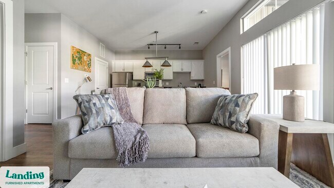 Building Photo - 41 E 9th Ave