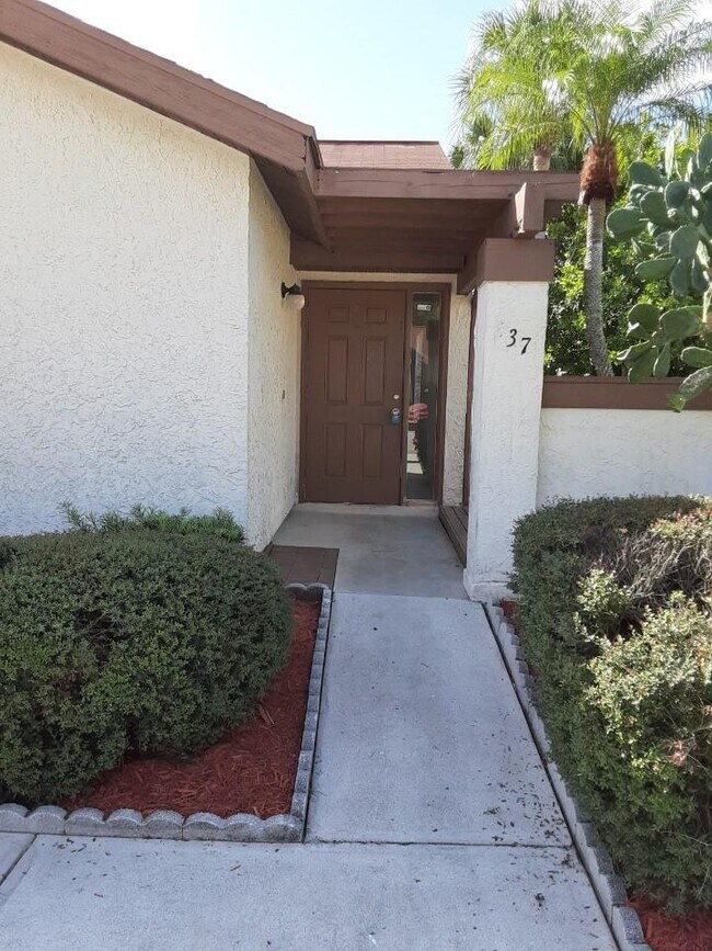 Foto del edificio - 537 SW Tamworth St