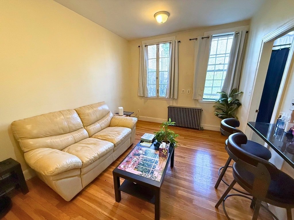 Foto principal - 97 W Cedar St