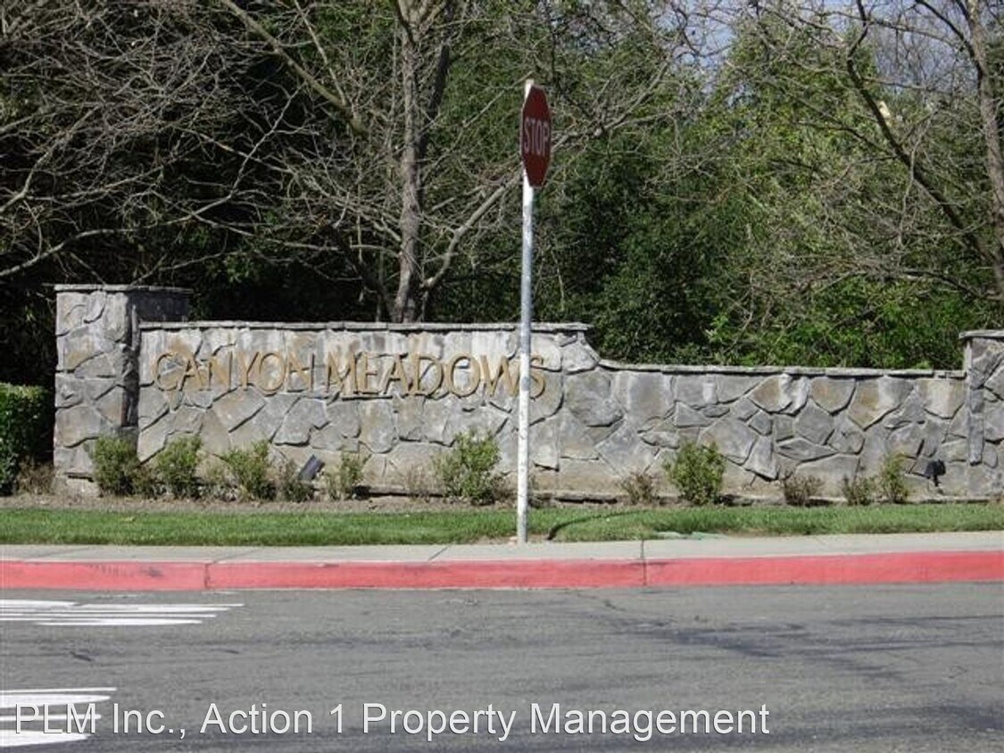Primary Photo - 8055 Mountain View Dr