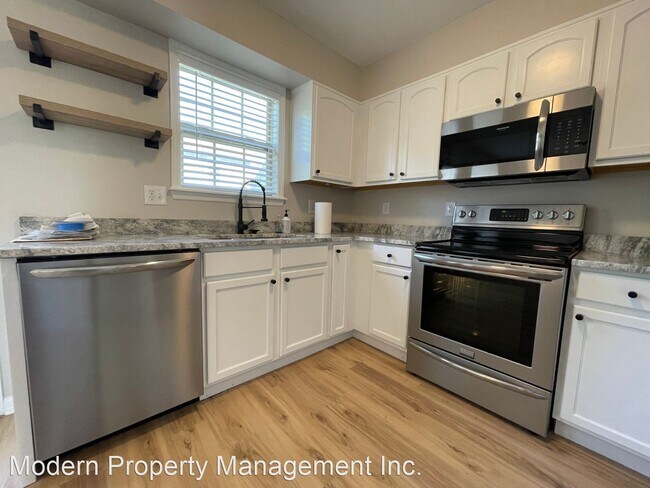 Foto del edificio - 5 br, 2.5 bath House - 3168 Roundway Down ...