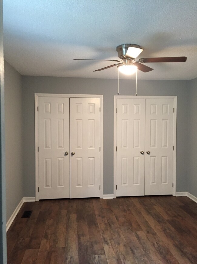 Dormitorio principal - 6816 Ray Rd
