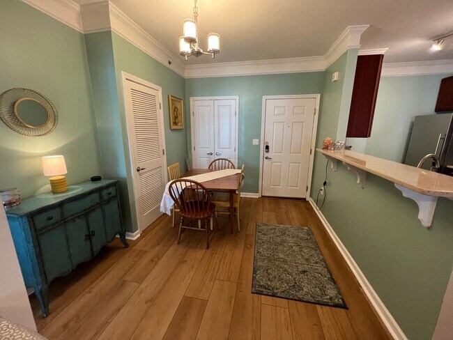 Foto del edificio - 2 Bedroom 2 Bathroom Condo at The Regatta ...