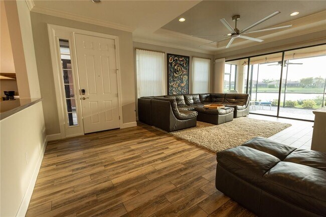 Building Photo - 8251 Varenna Dr