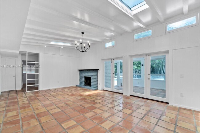 Foto del edificio - 7500 SW 75th St