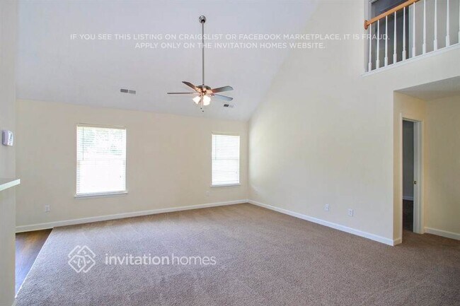 Foto del edificio - 1124 Crowders Woods Dr