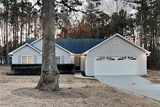 Building Photo - 3564 Saddlebrook Dr