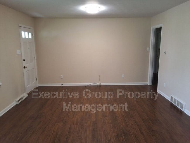 Building Photo - 511 Smith Ave