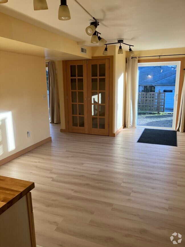 Apartments For Rent in Kingston, WA 2 Rentals