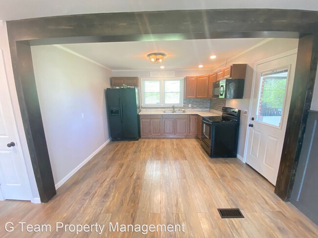 Building Photo - 2 br, 1 bath House - 521 Chipman Rd