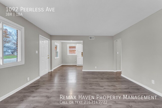 Foto del edificio - 1092 Peerless Ave